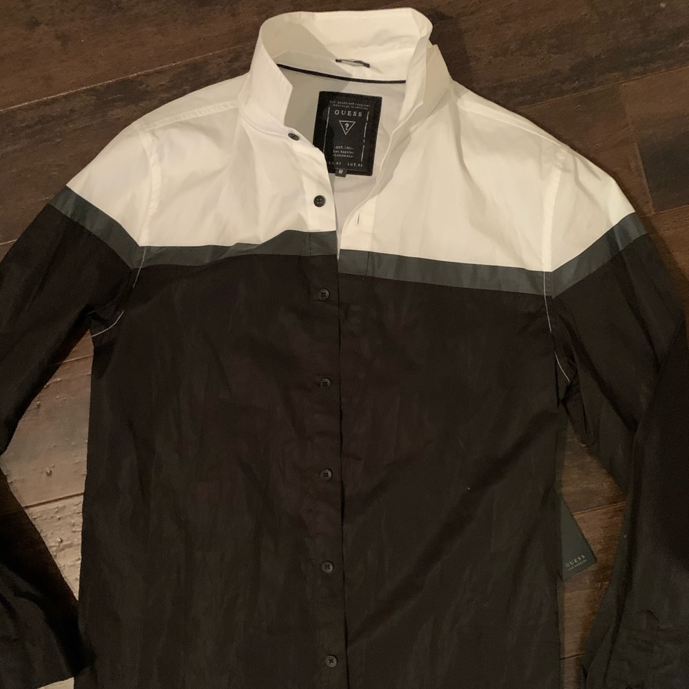 Guess casual button up shirt